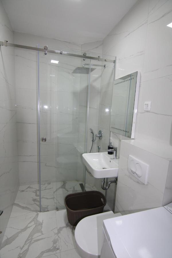 Apartments Lora Zmajeva, 7 Budva Exterior photo