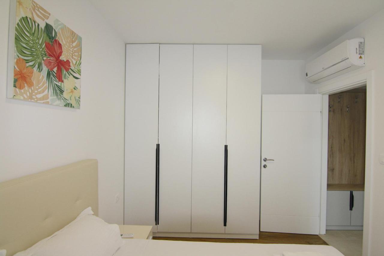 Apartments Lora Zmajeva, 7 Budva Exterior photo